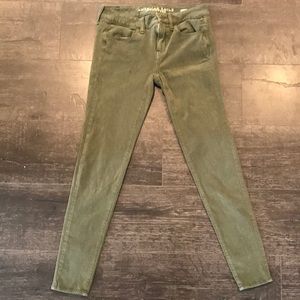 American Eagle 360 Super Stretch Sateen in Olive